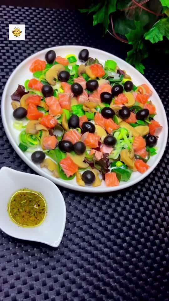 Salade de Saumon aux Champignons et Poireau Rôti