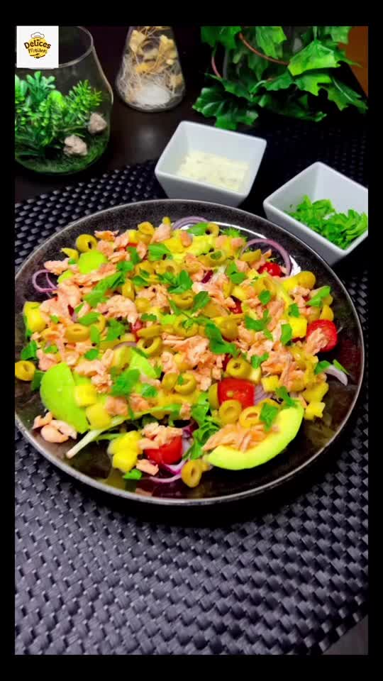 Salade Méditerranéenne de Saumon aux Lentilles et Ananas