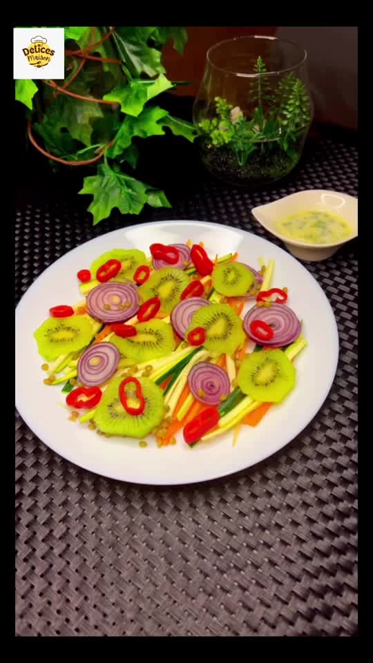 Salada de Lentilhas Verdes com Legumes Frescos e Kiwi