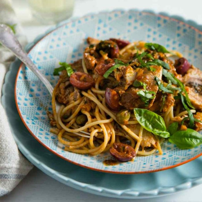 Spaghetti Puttanesca aux Pilchards