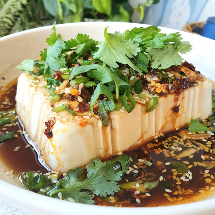 Tofu Soyeux à la Sauce Soja-Sésame