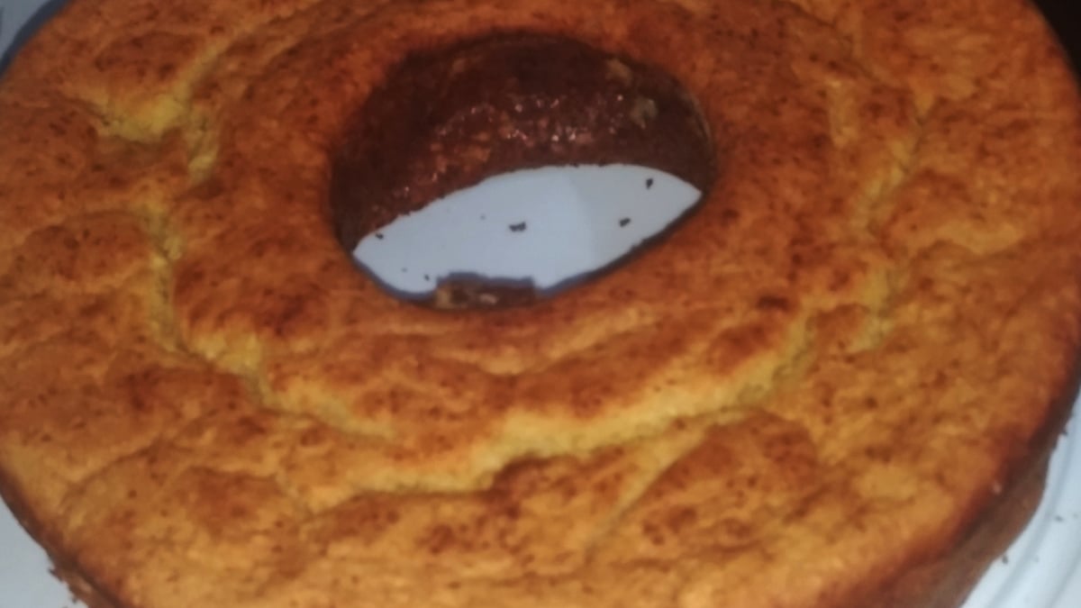 Bizcocho cremoso de yuca y coco de la tía Helena